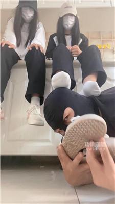 ge5qhkpluxn.jpg