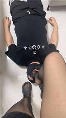 apotb0tr2qg.jpg