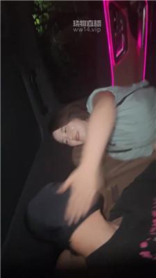 ydkuhocr3vx.jpg