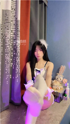 j1nq3jv0f40.jpg