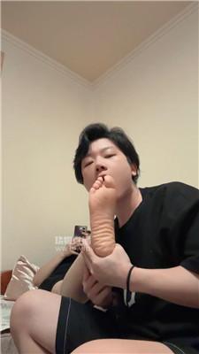 wzubbcbs23y.jpg