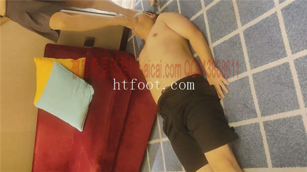 081356gayekeecxwz391ii.jpg