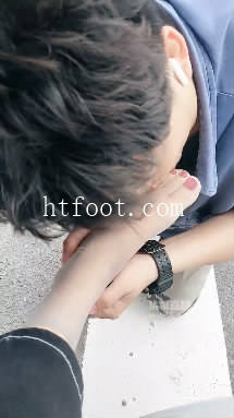 033811teo86zsyr8688618.jpg