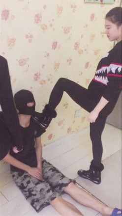 ta01e2knz32.jpg