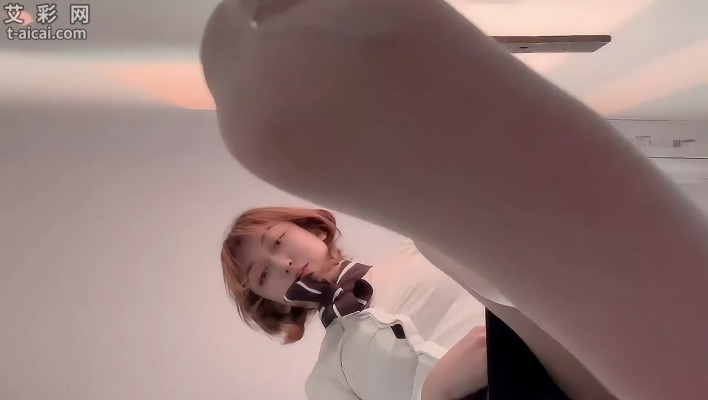 chlzcrhsls4.jpg