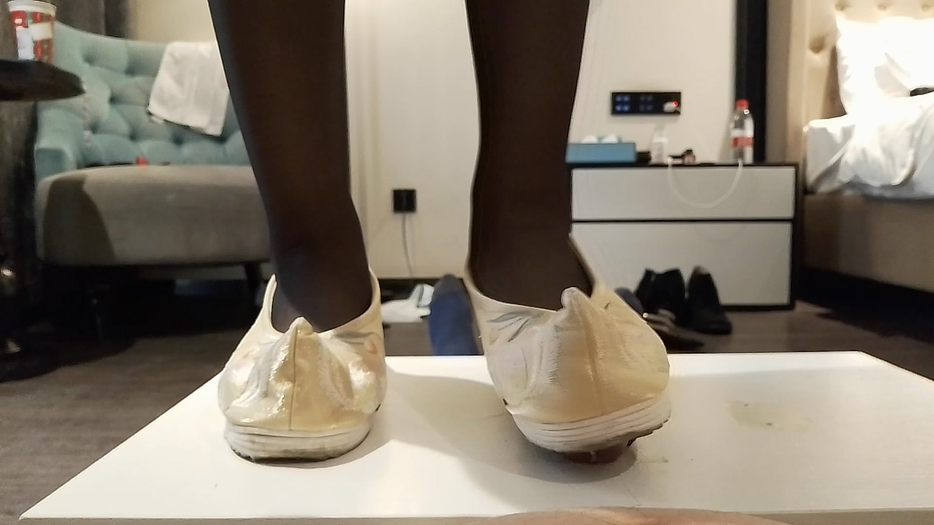 l03uf2h5xrn.jpg l03uf2h5xrn.jpg