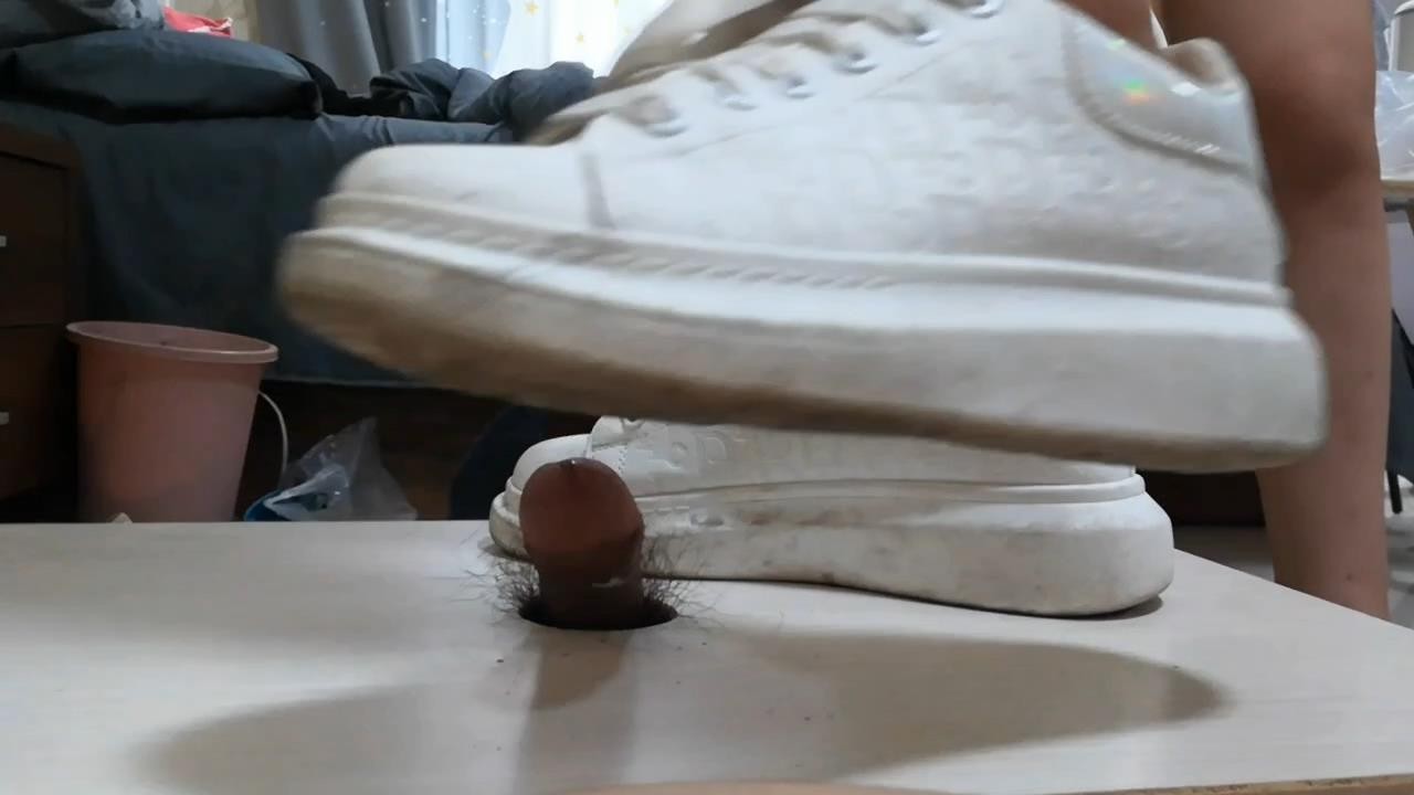 tclky104nb4.jpg tclky104nb4.jpg