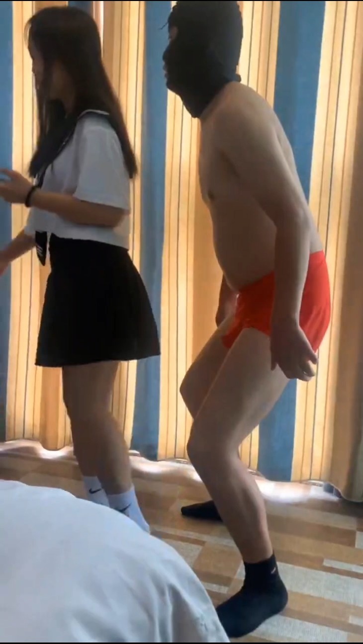 44wcqzhyzbm.jpg 44wcqzhyzbm.jpg