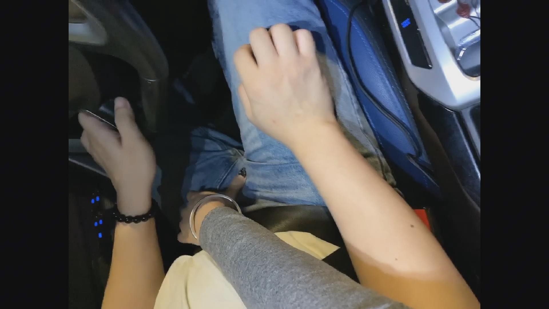 gavn0gmdrk1.jpg gavn0gmdrk1.jpg