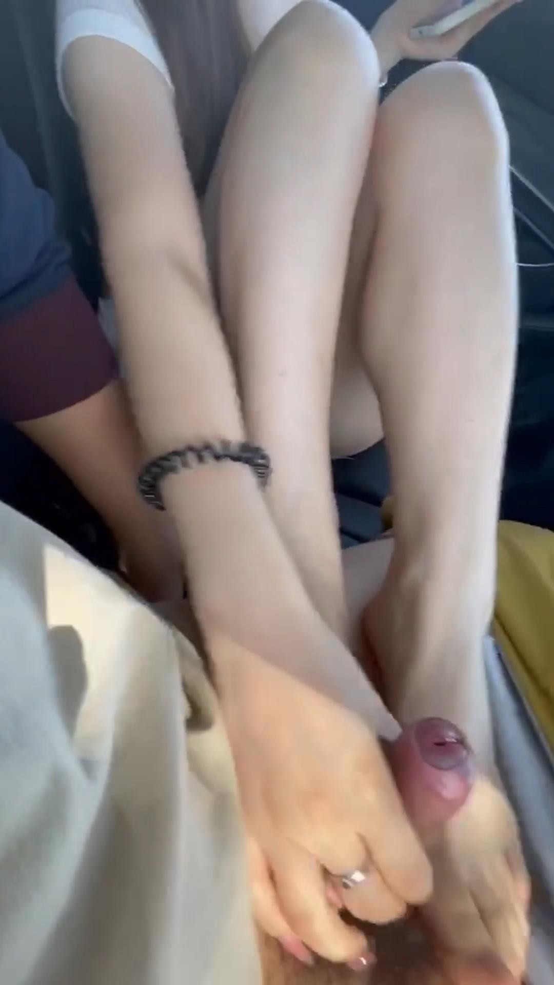 cjfxdavi4yb.jpg cjfxdavi4yb.jpg