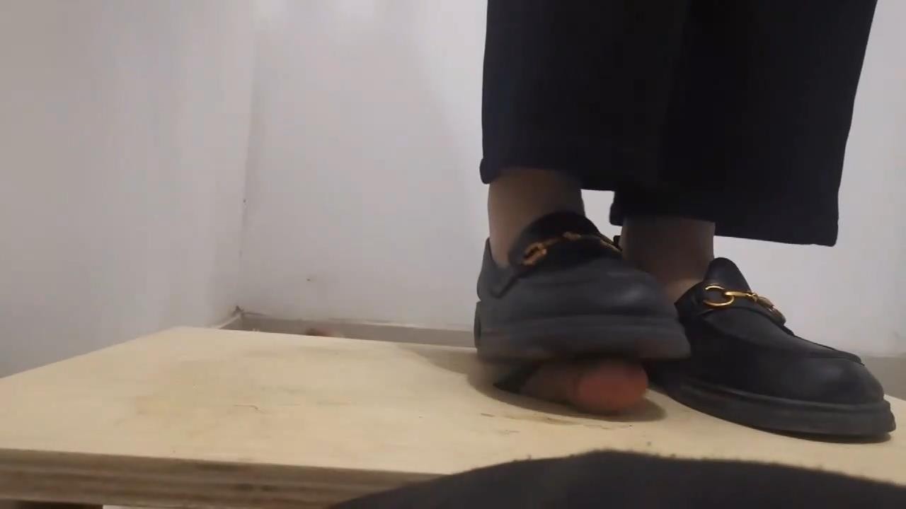 li5n4onmzke.jpg li5n4onmzke.jpg