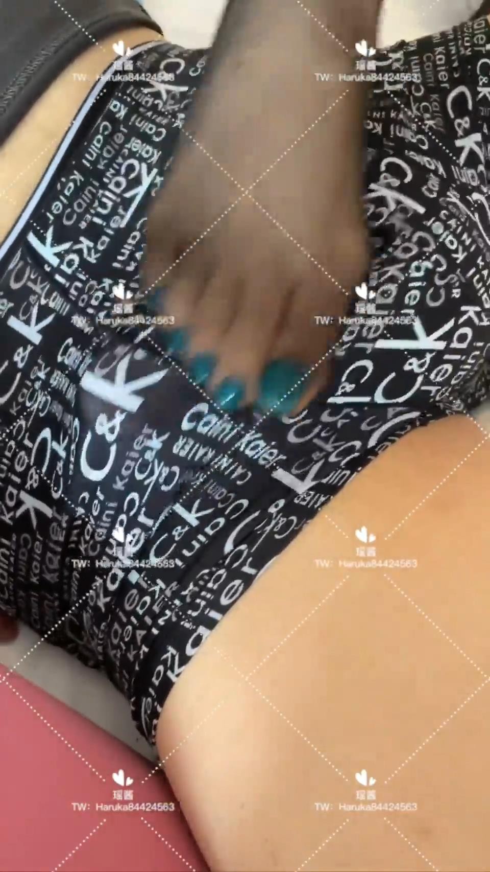 quqzntnt1m3.jpg quqzntnt1m3.jpg