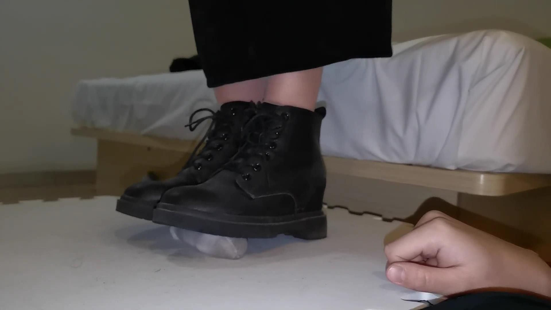 zf4mayb3mt3.jpg zf4mayb3mt3.jpg