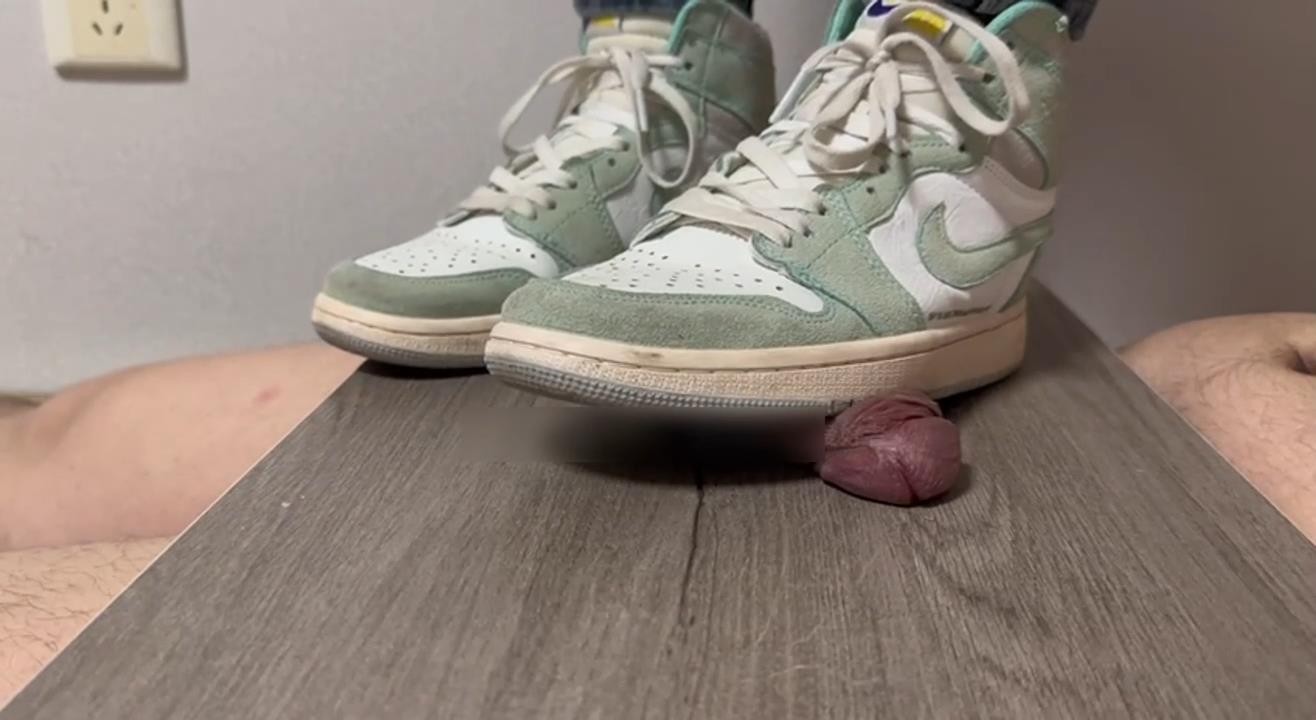 lmjnmzlie1z.jpg lmjnmzlie1z.jpg