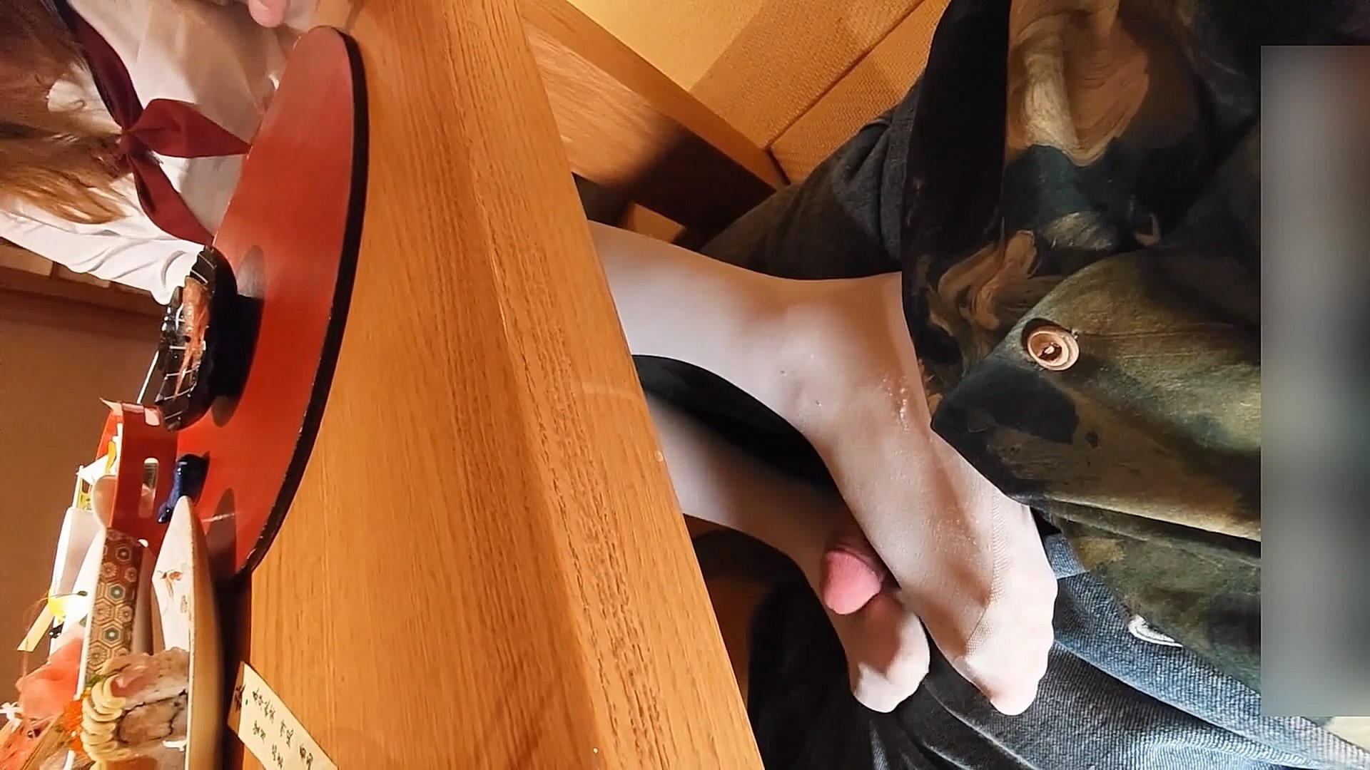 onieeftlgu4.jpg onieeftlgu4.jpg