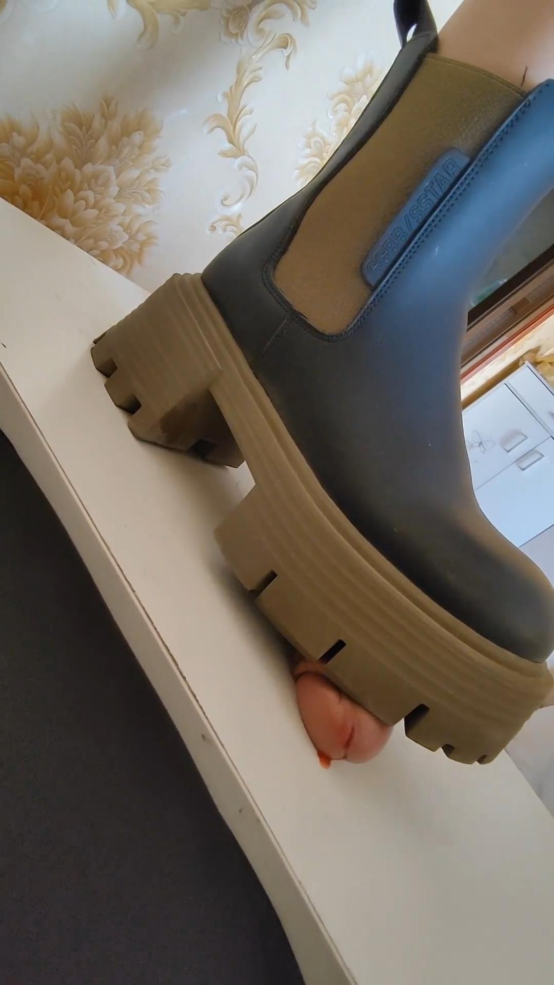 wwcqk1miu14.jpg wwcqk1miu14.jpg