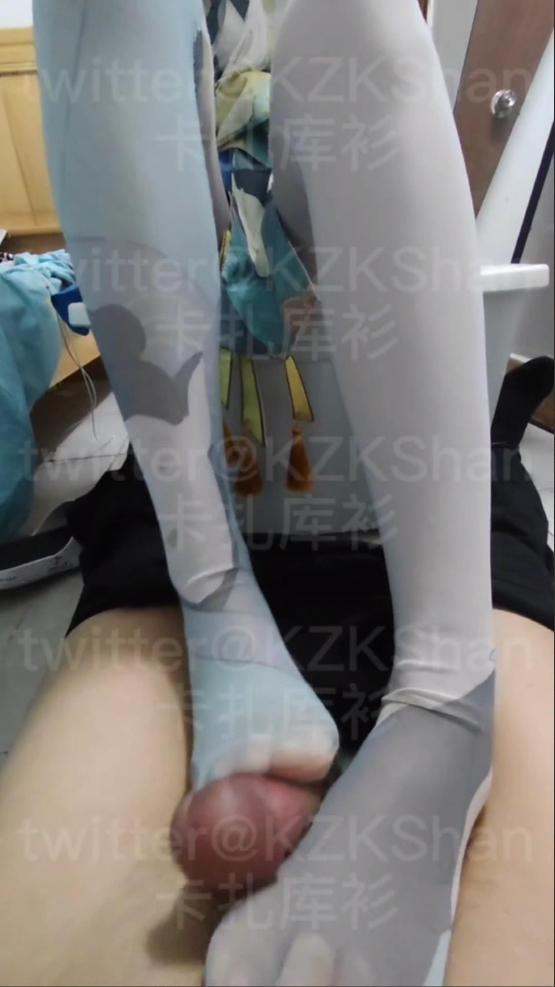 r2d4bvir3nd.jpg r2d4bvir3nd.jpg