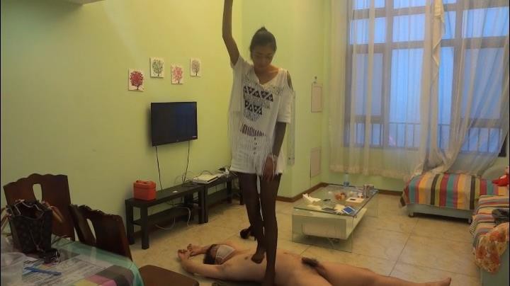 xjrb4bikhmg.jpg xjrb4bikhmg.jpg
