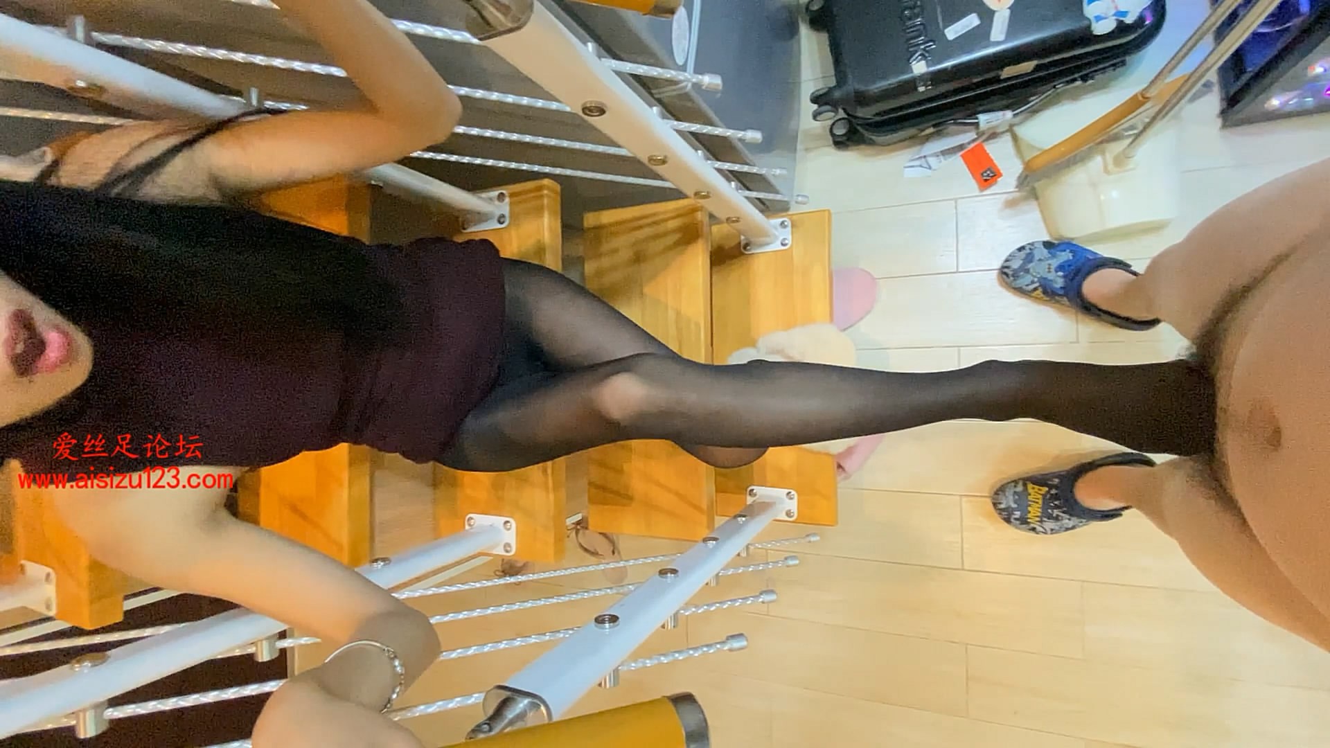 unjuqrstd2q.jpg unjuqrstd2q.jpg