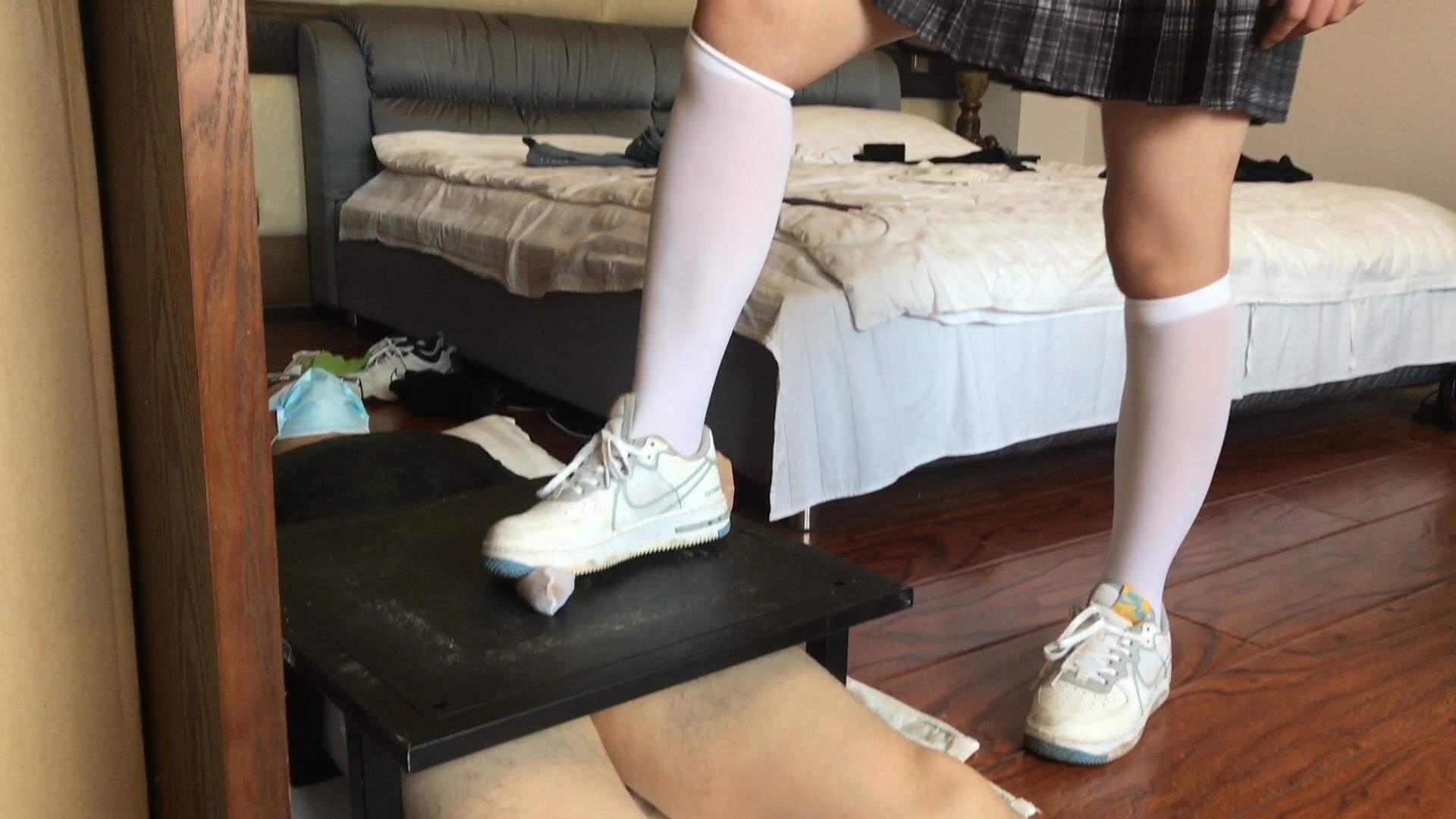 11bsuhffqsy.jpg 11bsuhffqsy.jpg