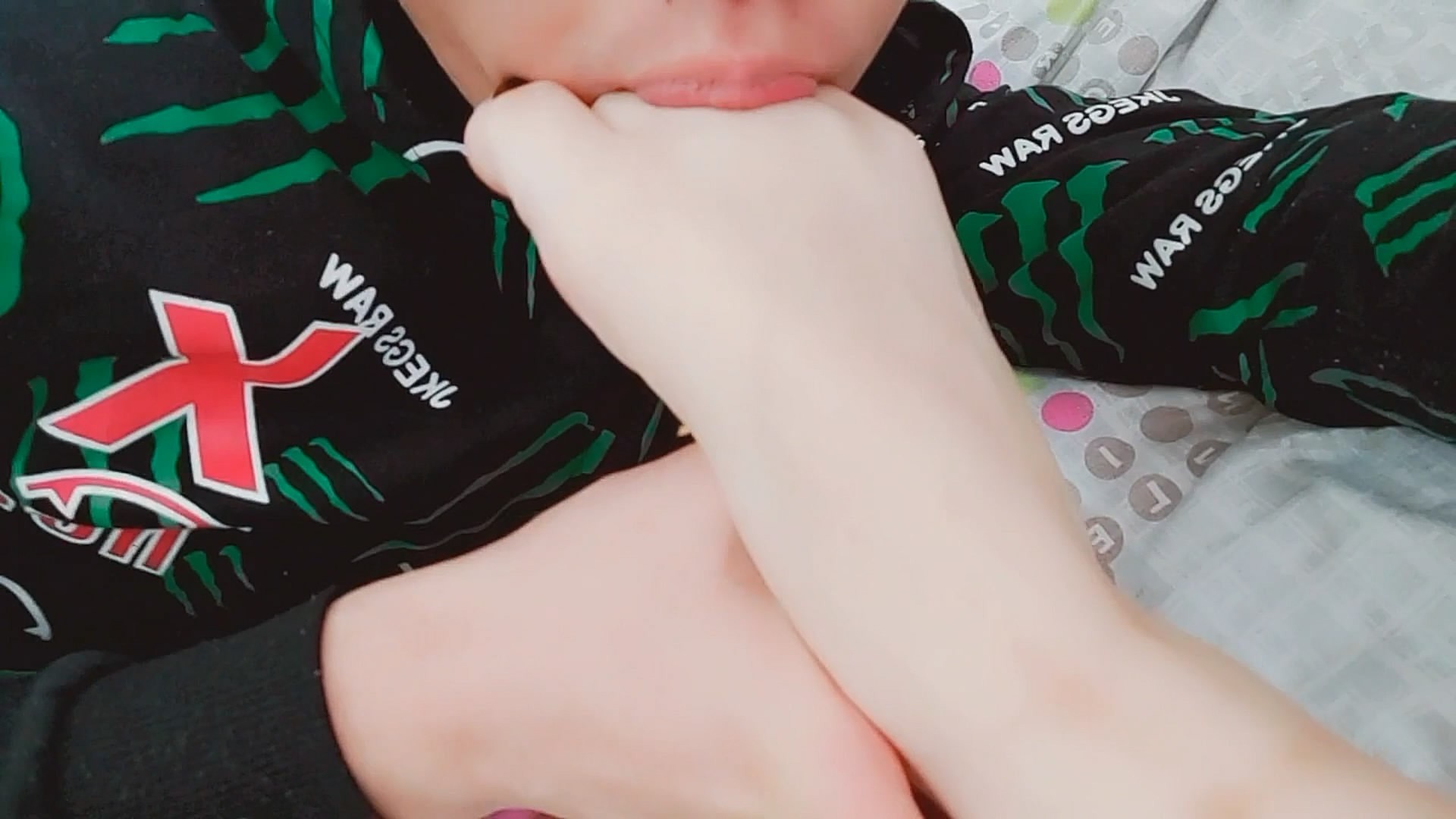 hwpcmewyj2n.jpg hwpcmewyj2n.jpg