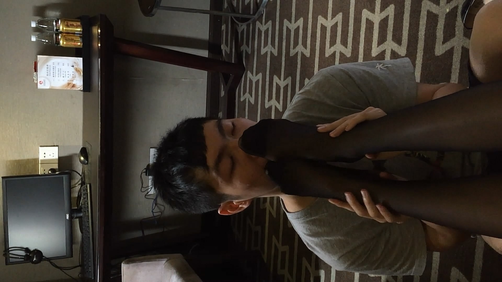 hlfbldxsdmr.jpg hlfbldxsdmr.jpg