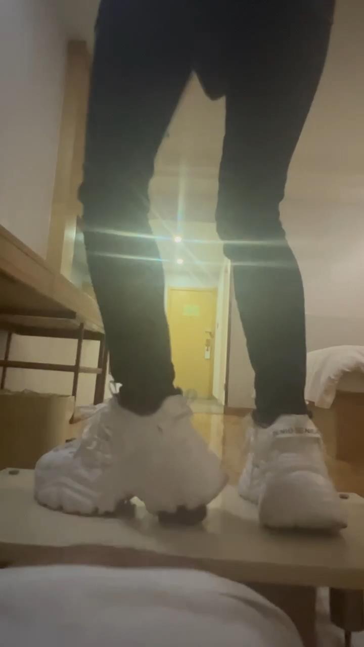 4cxkdflahhe.jpg 4cxkdflahhe.jpg