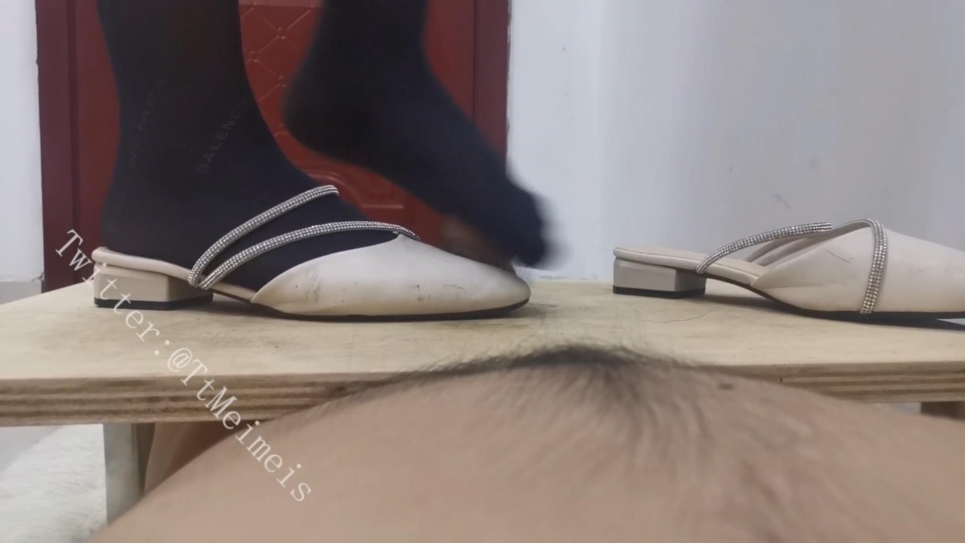 xblhnd2efb1.jpg