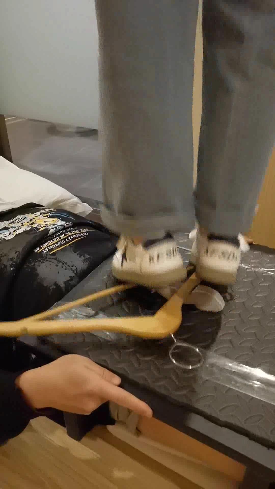 cuaszgdlkck.jpg cuaszgdlkck.jpg