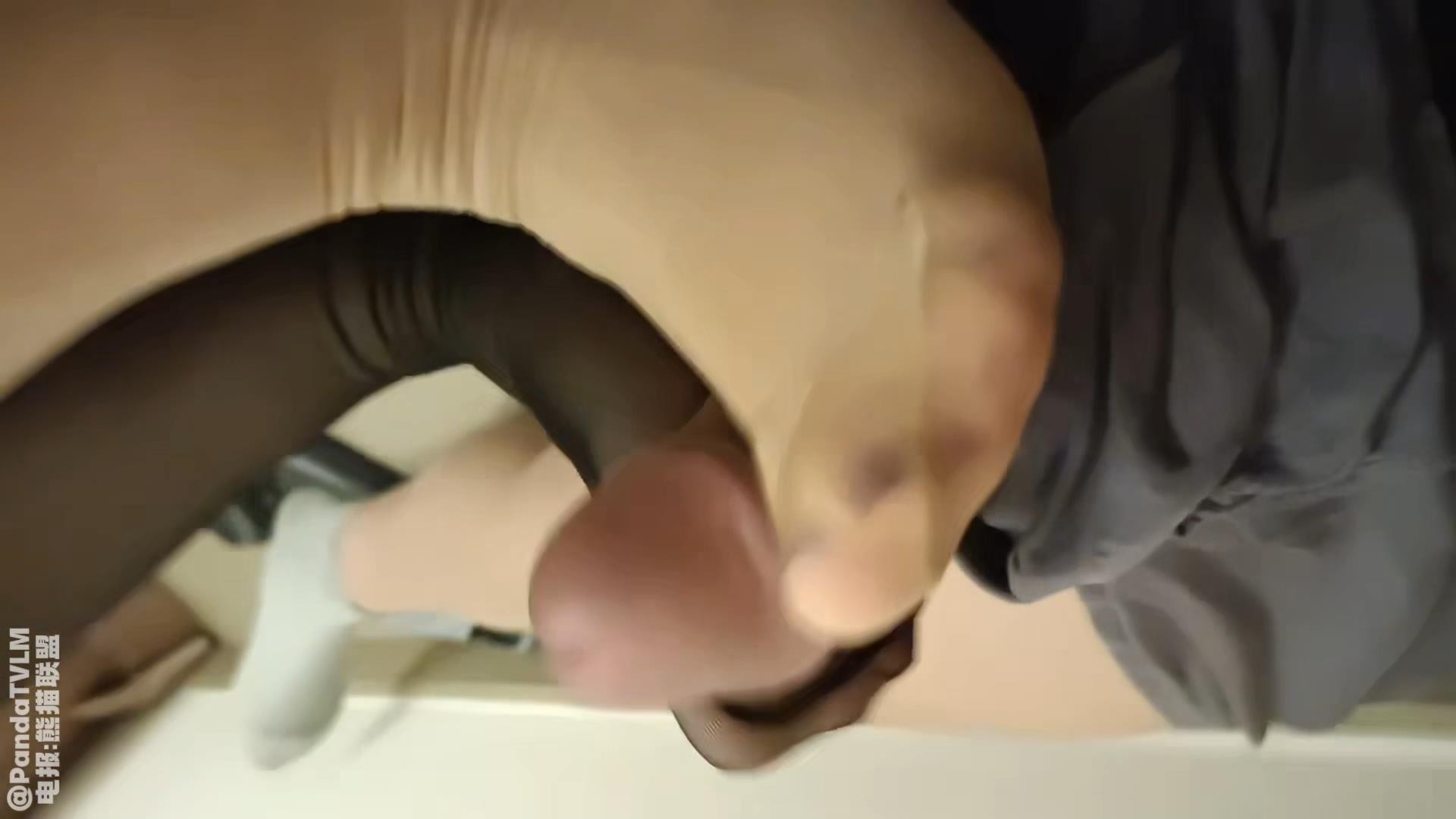 h3n3ii3lwr2.jpg h3n3ii3lwr2.jpg