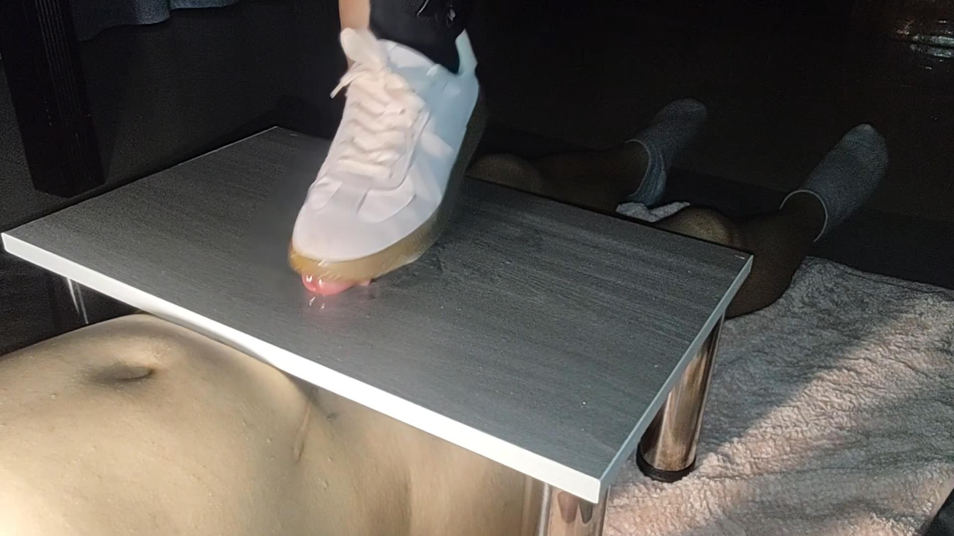 gwx1gymgqao.jpg gwx1gymgqao.jpg
