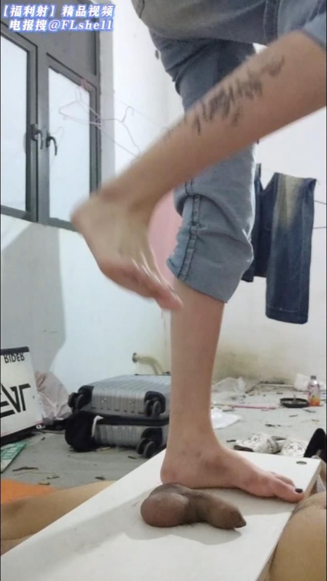 xfguyyb43sf.jpg xfguyyb43sf.jpg