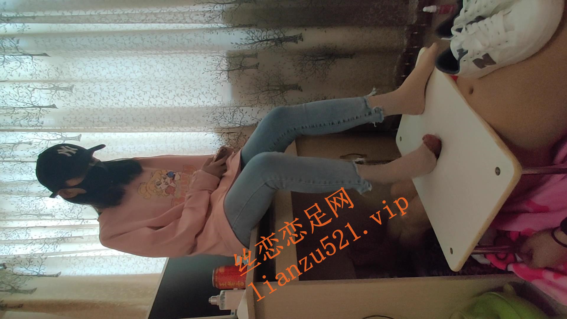 c0l4zt01h4w.jpg c0l4zt01h4w.jpg