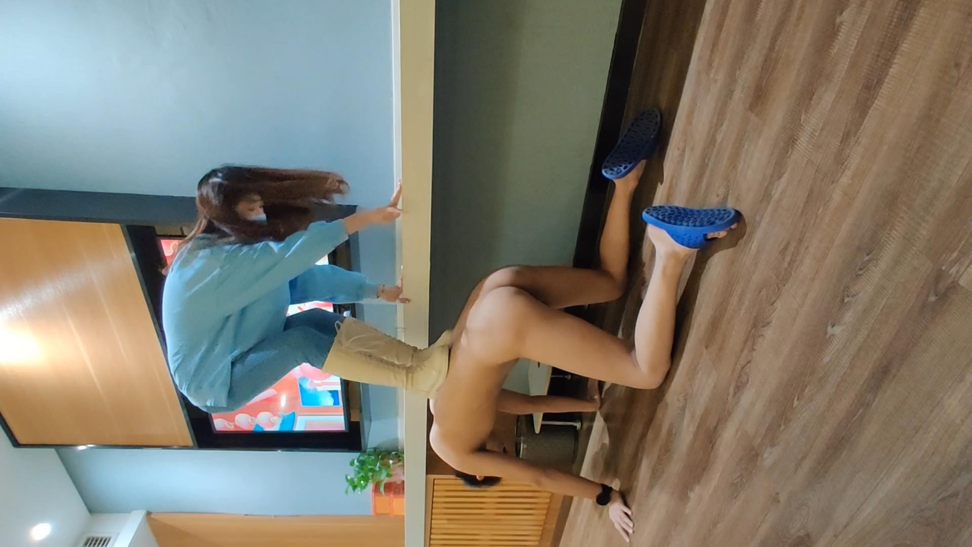 xypvnzmzezq.jpg xypvnzmzezq.jpg