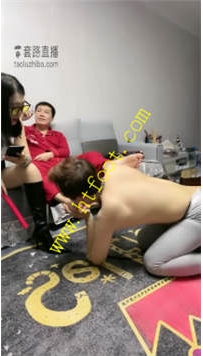 TL24616 伊兮夫妻】夫妻主刺激调教粗口辱骂41分钟