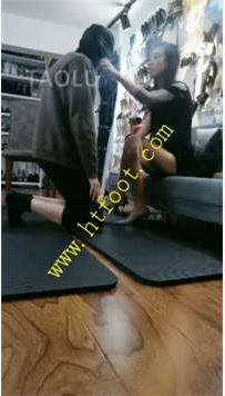 TL27008 傲柔】重度邢奴深度开发踢踹扇踩舔52分钟