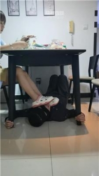 【调教视频】【唔嗯唔嗯】好利来小姐姐的奴才 JS250831-21