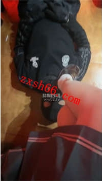 TLZB26228艾斯-带素人闺蜜酒吧玩狗调教39分