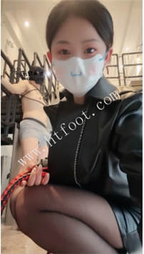 ZB3111 伊晨】女同学奴下奴39分钟