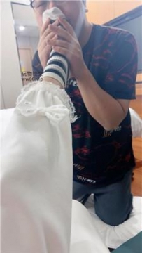【调教视频】【津惠子】跪舔原味棉袜玉足/虐乳/深喉 JS250118-24