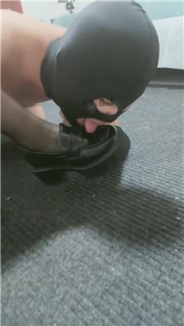 【调教视频】【沫嫣】黑色高跟御姐S虐杀-插嘴 JS250821-32