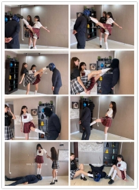 『超S·联盟』JK少女的暴踢