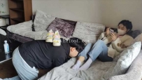 27479 【猫猫大人】家奴伺候，舔脚踢裆