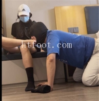 AC3503 【足下生辉】新人女主Mar的二次尝试（半露脸）