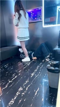 【调教视频】【欣婷Sama】KTV暴揍场 bf60939