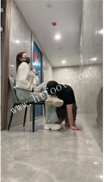 ZB6180 三千女王】小区楼道遛狗29分钟