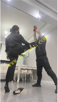 TL40249 辣姐】残暴提档102分钟