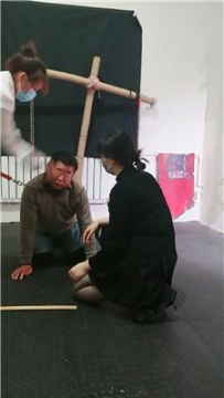 【调教视频】【鸿运双女团】反绑暴力虐打贱奴【完整版】 JS250331-36
