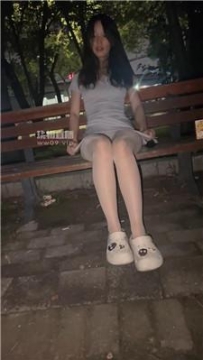 【调教视频】【训犬师】户外-母畜发骚求羞辱 JS250714-20