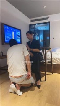 【调教视频】【苏御大人】白领S-骑马狗爬-连环抽耳光 JS250829-37